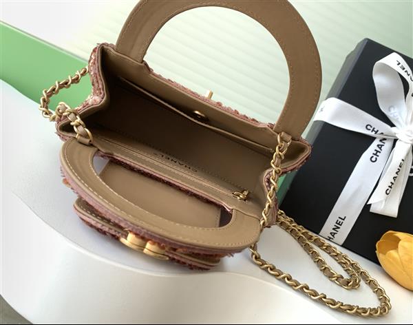 2026127215021259 720